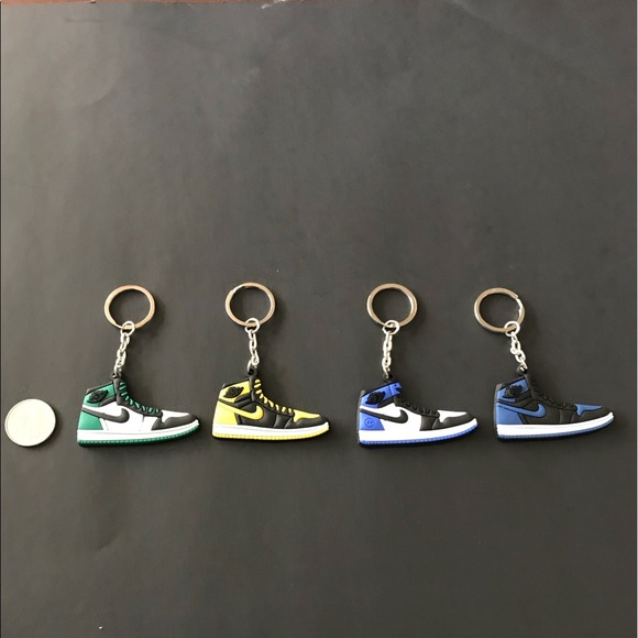Air Jordan Sneaker Keychains - Picture 3 of 6